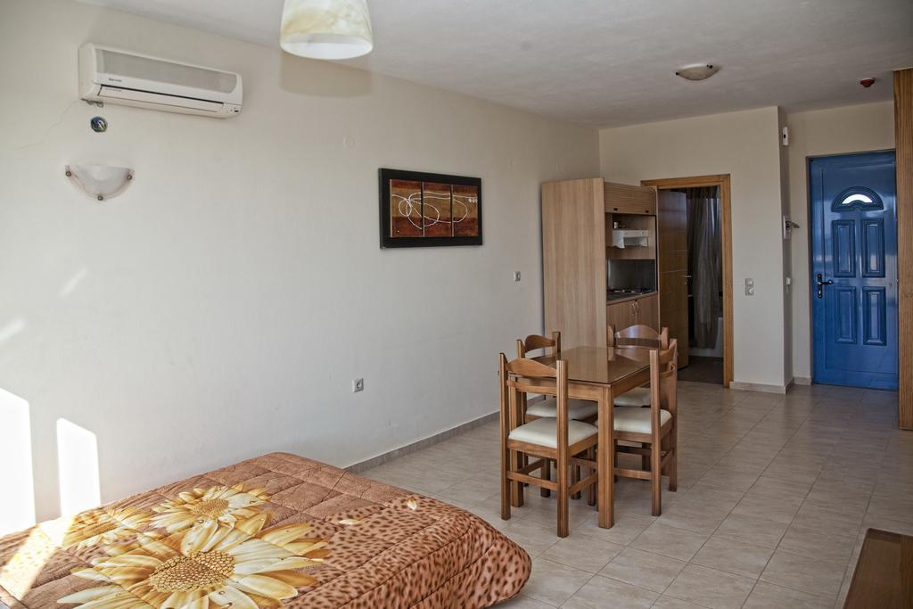 Gold Apartments Платанес Экстерьер фото